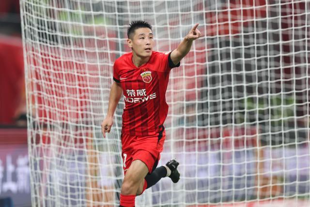 天博体育-武磊造4球助海港大胜 追平艾克森并列历史射手王